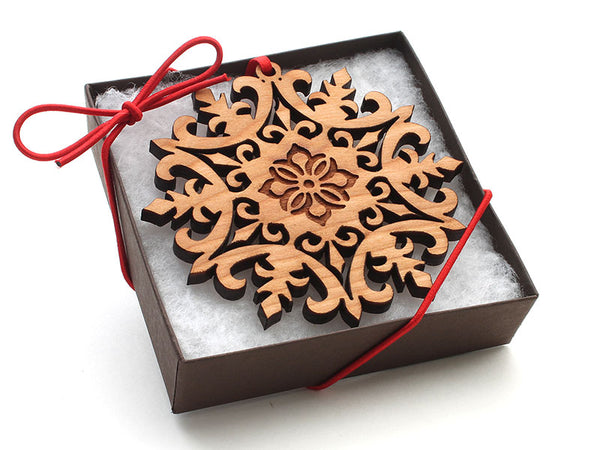 La Quinta Spa Snowflake Logo Ornament Gift Box